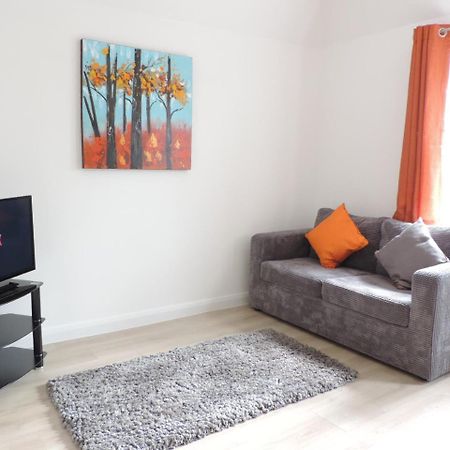 Park House - City Centre Apartment Peterborough Esterno foto