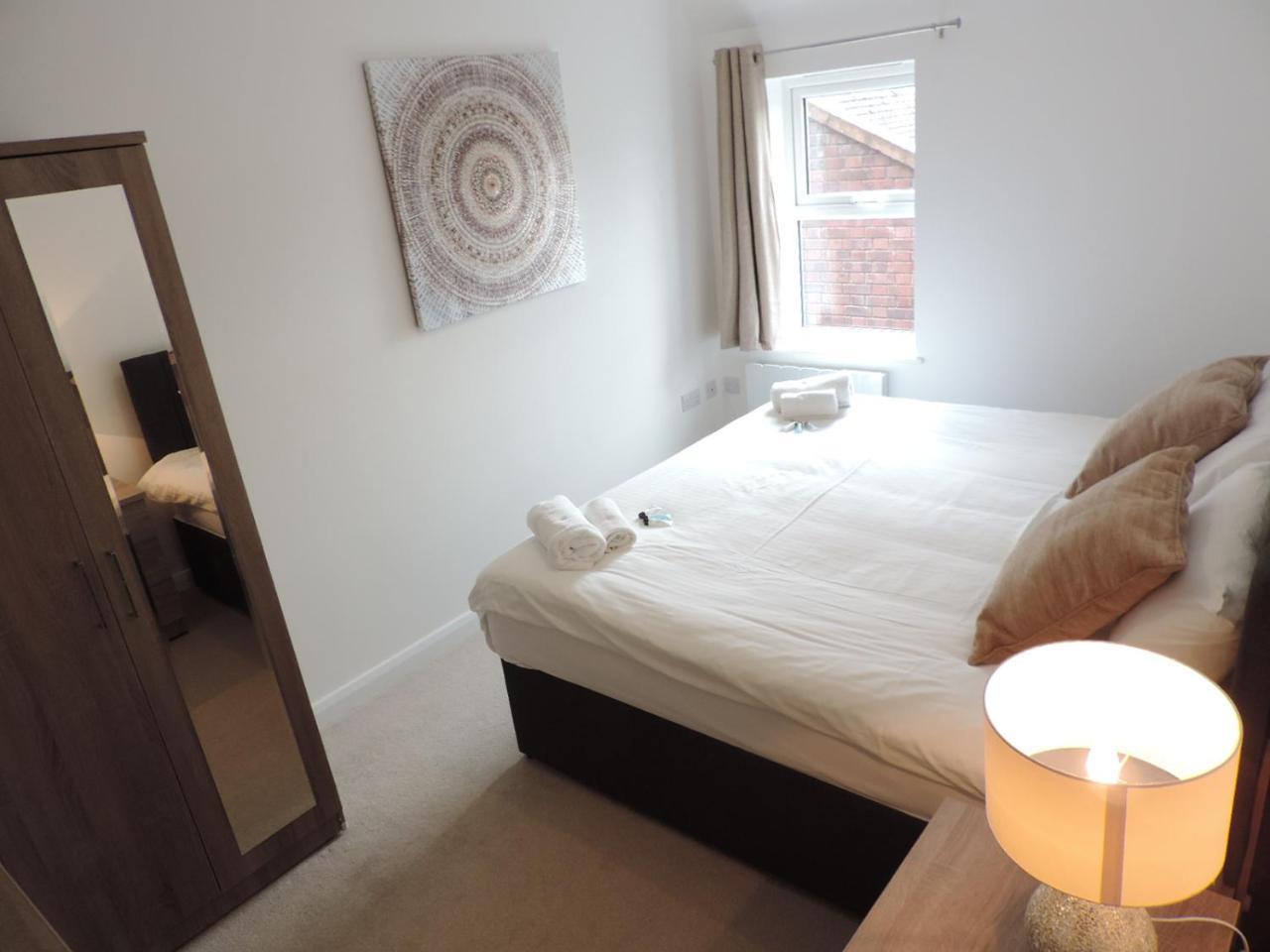 Park House - City Centre Apartment Peterborough Esterno foto